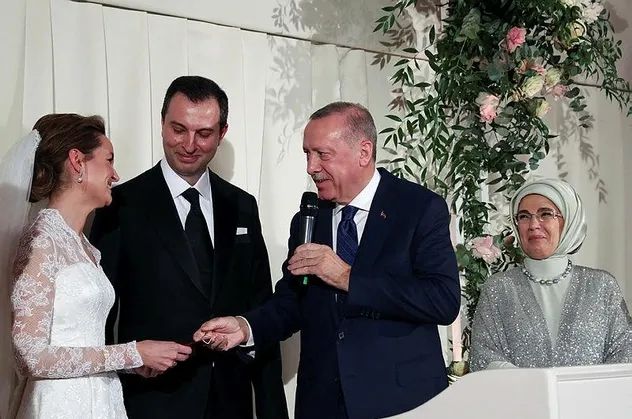 Başkan Erdoğan, Hulusi Akar'ın oğlu Selim Akar'ın nikah şahidi oldu