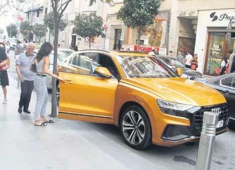 seref-konugu-olarak-gittigi-ozbekistanda-burak-ozcivite-sevgi-seli-saklambac-haberleri-1663268869409.jpg Şeref konuğu olarak gittiği Özbekistan’da Burak Özçivit'e sevgi seli! | Saklambaç haberleri-3