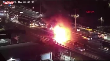 Eyüpsultan'da TIR alev alev yandı