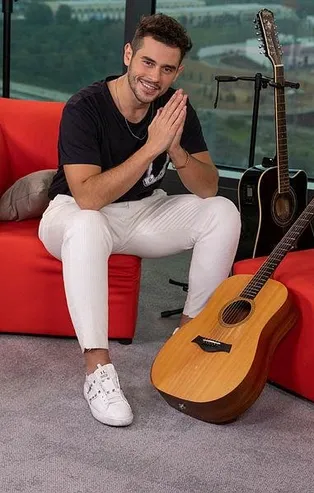 Ekonomik çapkın! Cem Belevi, İrem Derici'nin iade ettiği kolyeyi yeni sevgilisi Bircan Bali'ye verdi