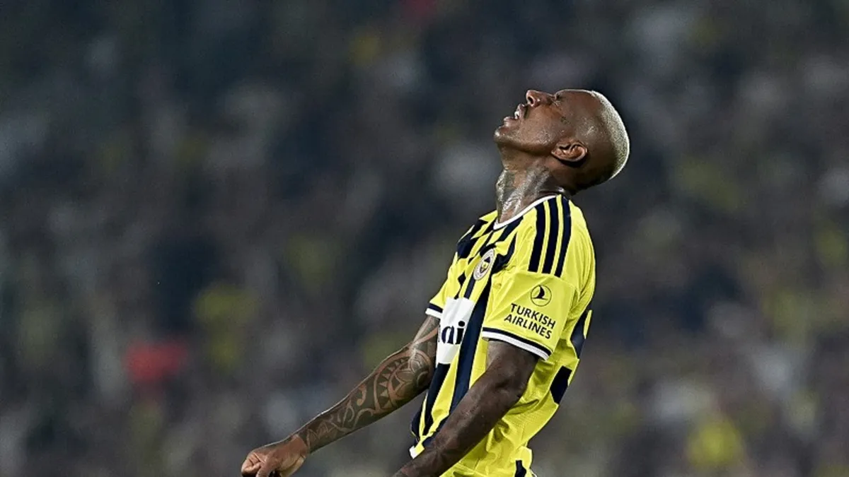 Anderson Talisca, Fenerbahçe'den Al Jazira'ya Transfer Oluyor