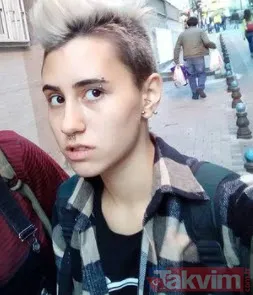 Engin Altan Düzyatan ve eşi Neslişah Alkoçlar oğulları Emir'le ilk kez görüntülendi! Neslişah sarı mayosuyla yaktı geçti - 29