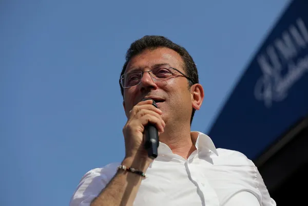 chpde-baba-ogul-kavgasi-basladi-ekrem-imamoglu-40-ilin-destegini-aldi-kemal-kilicdaroglu-yalnizlastirma-taktig-1685592459716.jpg CHP'de baba-oğul kavgası başladı! Ekrem İmamoğlu 40 ilin desteğini aldı, Kemal Kılıçdaroğlu "MYK" temizliğine hazırlanıyor-3