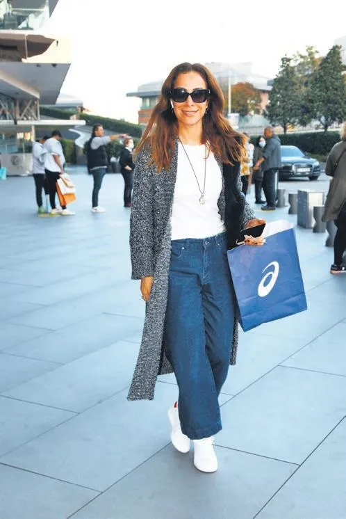 Demet Şener, iş insanı Tolga Arman’la ilk kez fotoğraf paylaştı-6