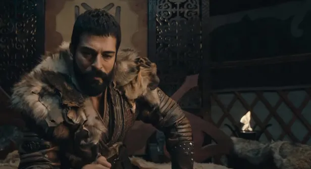 bogazina-yay-kirisini-gecirdi-sonu-olacak-kurulus-osman-41-bolum-2-fragmaninda-kendi-eceline-kosuyor-1609780105215.jpg Boğazına yay kirişini geçirdi sonu olacak! Kuruluş Osman 41. bölüm 2. fragmanında kendi eceline koşuyor-6