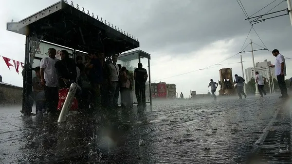 Meteoroloji'den İstanbul, Marmara ve Trakya'da kuvvetli yağış uyarısı-5