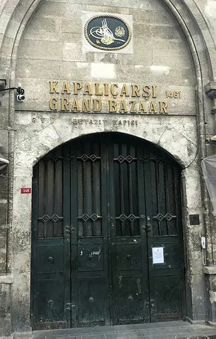 Son dakika: Kapalıçarşı koronavirüs nedeniyle kapılarını kapattı