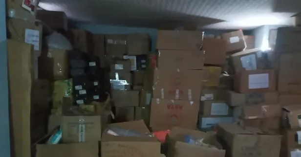 Hatay Dörtyol'da bu kadarına da pes dedirten olay! Polis baskınında ortaya çıktı! Yardım kolilerini depoya saklamışlar