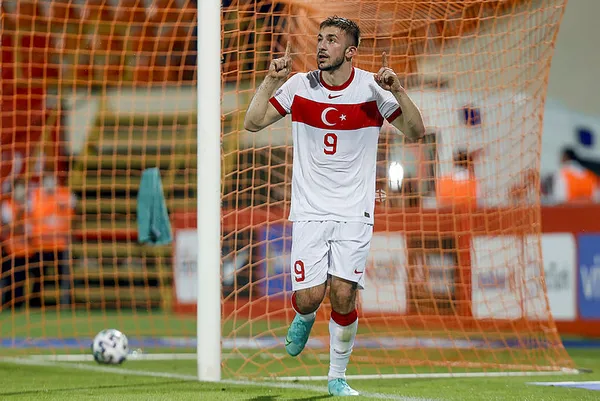 1624607038768.jpg SON DAKİKA! Halil Dervişoğlu'na Süper Lig'den sürpriz talip! Galatasaray da istiyordu...-2