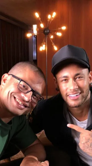 Neymar'dan Alex de Souza paylaşımı!