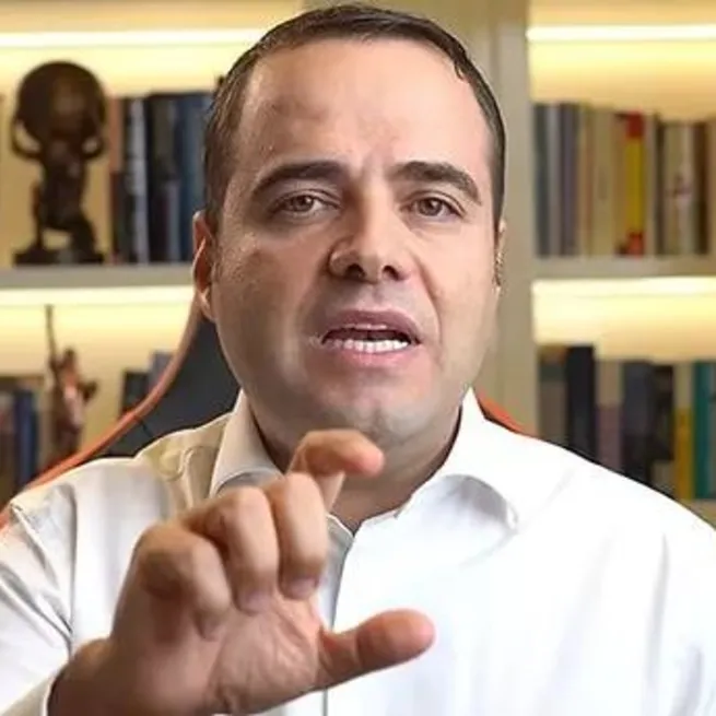 Besleme Özgür Demirtaş! İş arkadaşları depremde toprağa girdi Floridada partileyen patronu Suzan Sabancı Dinçere ses çıkaramadı