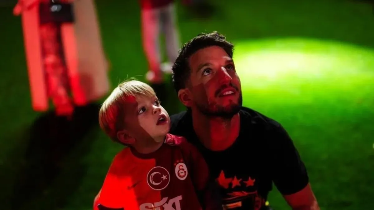 Galatasaray'dan Mertens'e teklif!
