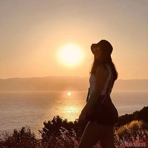 Survivor Ayşe Yüksel'e bir haller oldu minilerden vazgeçemiyor her gün yeni biri gibi! Yiğit Poyraz'la aşk açıklamasının ardından... - 13