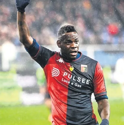 Balotelli’nin hedefi italya’da kalmak
