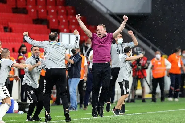 Beşiktaş’ta imza şov başlıyor! Sergen Yalçın, Kenan Karaman ve Salih Uçan...