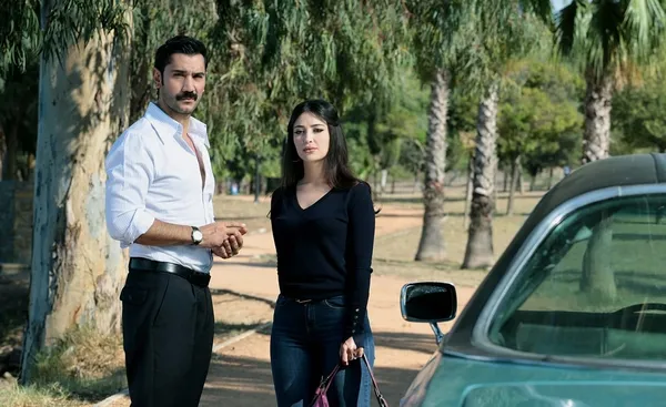 Bir Zamanlar Çukurova 45. son bölüm full tek parça izle! Yılmaz ve Demir aynı bahçeyi paylaşıyor-2