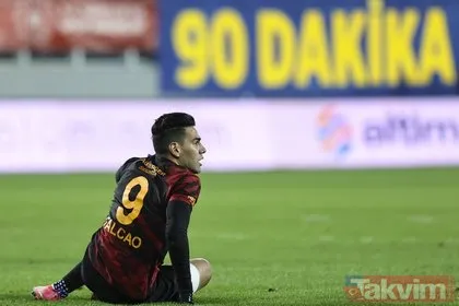 Galatasaraylı Saracchi Falcao’nun yeni adresini açıkladı! Sezon sonu ayrılıyor...