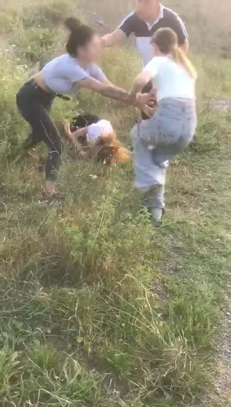 15-yasindaki-elif-cakal-ucurumdan-dusup-olmustu-arkadaslari-icin-istenen-ceza-belli-oldu-1647689206708.jpg 15 yaşındaki Elif Çakal uçurumdan düşüp ölmüştü! Arkadaşları için istenen ceza belli oldu-4