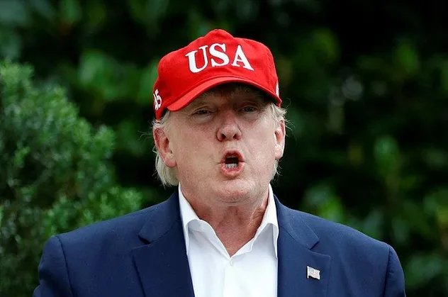 Trump yine alay konusu oldu: Ay'ı Mars'ın parçası olarak tanımladı