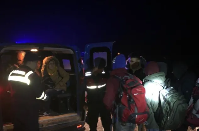 Son dakika: İzmir'de 132 düzensiz göçmen yakalandı
