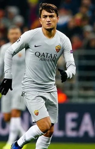 Cengiz Ünder'den 3 yıllık imza