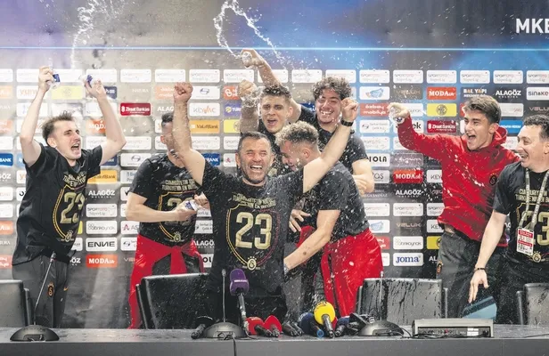 Son 10 golün 8'i Icardi'den: Ligin gerçek kralı Mauro Icardi!-1