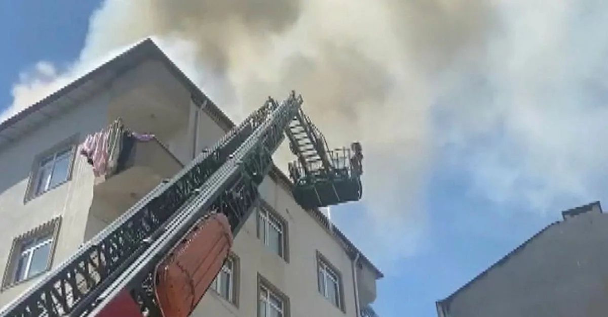 istanbul pendik te yangin panigi mahalleli sokaga dokuldu takvim