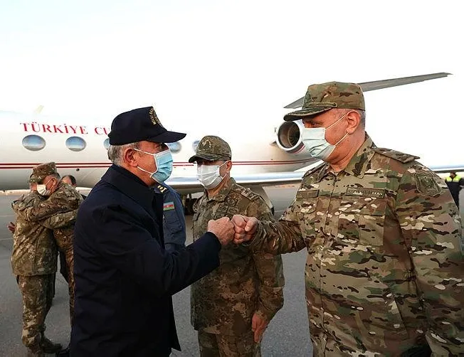 Akar ve TSK komuta kademesi Azerbaycan’da
