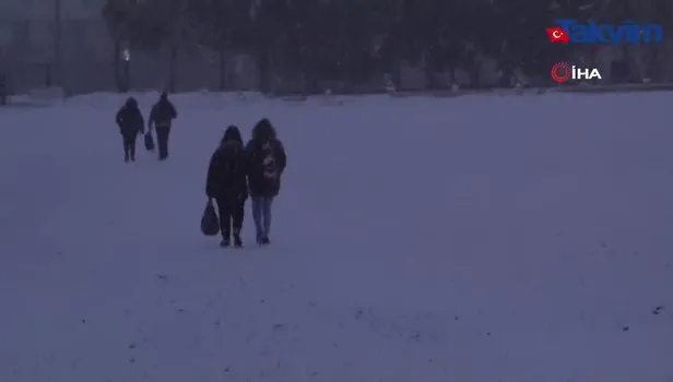Megakent güne beyaz örtüyle uyandı