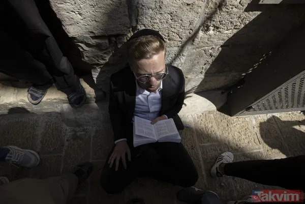 Siyonist işgalcilerden İsrail polisi eşliğinde Mescid-i Aksa'ya alçak baskın - 19