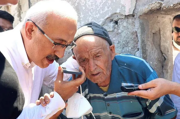 Başkan Erdoğan, yangında evi zarar gören vatandaşla telefonda görüştü