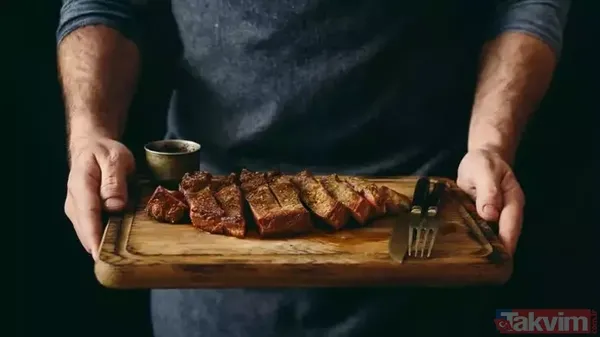 Tepkiler Karışık: "Deha Mı, Delilik Mi?" Yöntem Sosyal Medyada Kullanıcıları İkiye Böldü. Bazıları Bu İlginç Pişirme Tekniğini Överken, Bazıları İse Tam Tersini...
