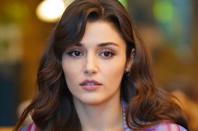 O Ses Türkiye Hande Erçel kimdir? Hande Erçel kaç yaşında, nereli, evli mi?