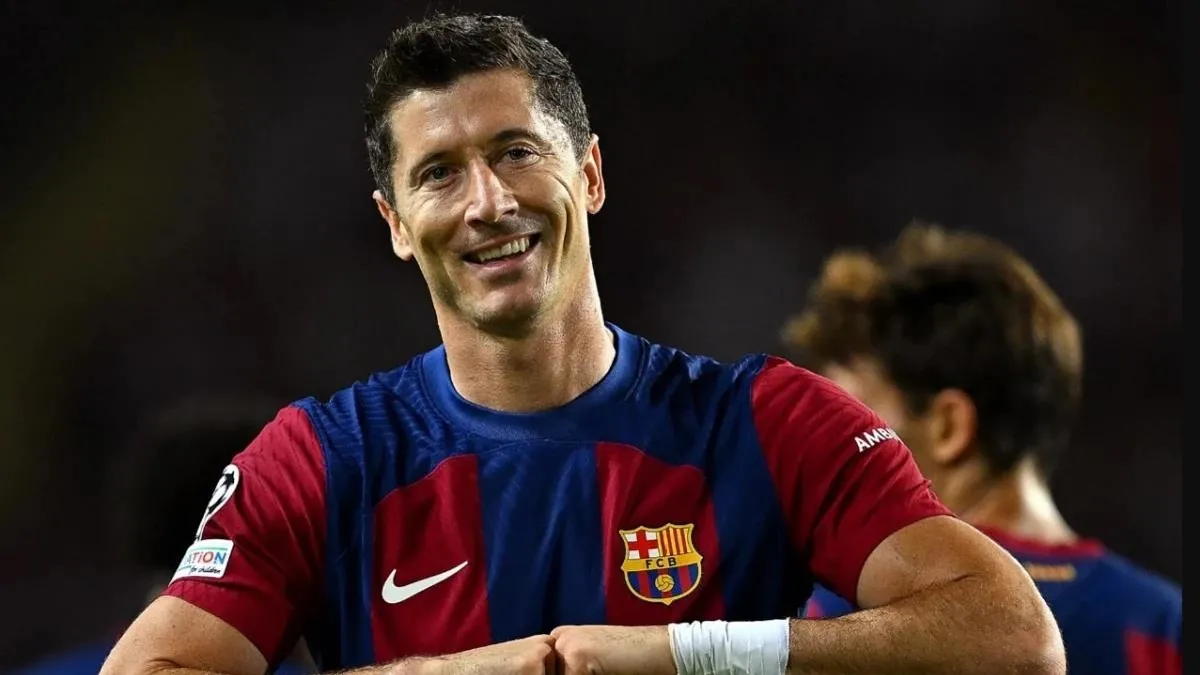 İZLE I Robert Lewandowski'den Fenerbahçe açıklaması! "Fenerbahçe benimle iletişime..."