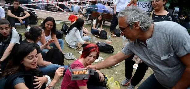 Gösterilere yabancı!