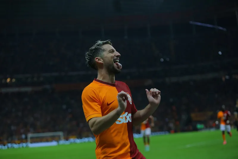 Galatasaray'dan taraftara transfer müjdesi! Icardi ve Mertens... - 16