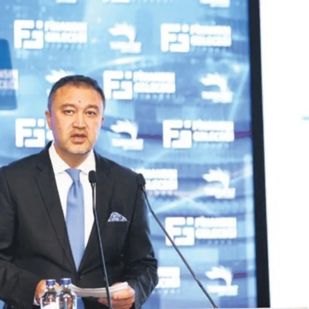 e-ticarette yükseliyoruz