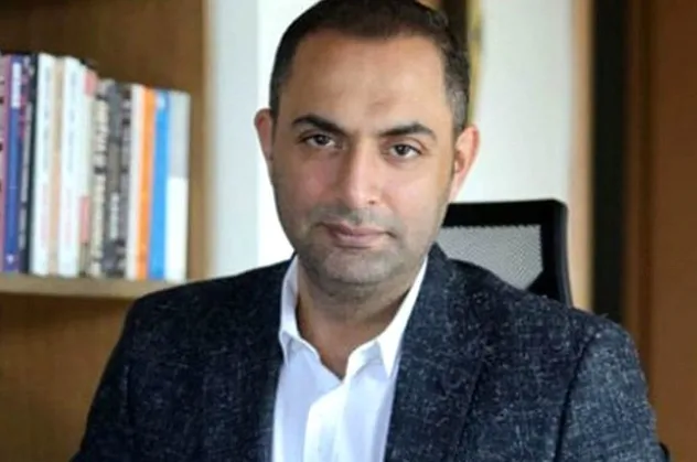 MİT görevlilerinin ifşa edilmesi soruşturmasında tutuklanan Murat Ağırel, Tuncay Özkan’ın ‘mobil alkış ekibi’ başkanı çıktı