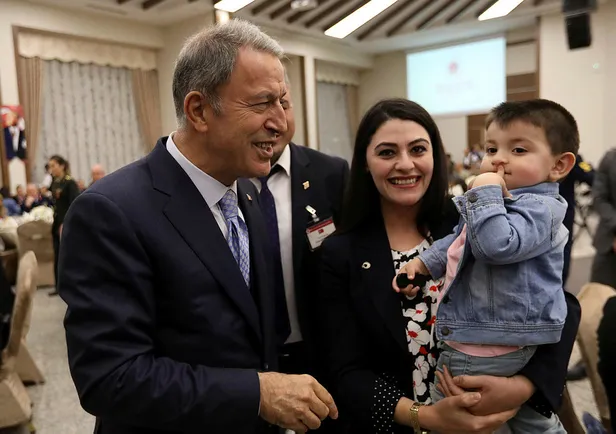 Akar ve komutanlar gazilerle iftarda buluştu-3