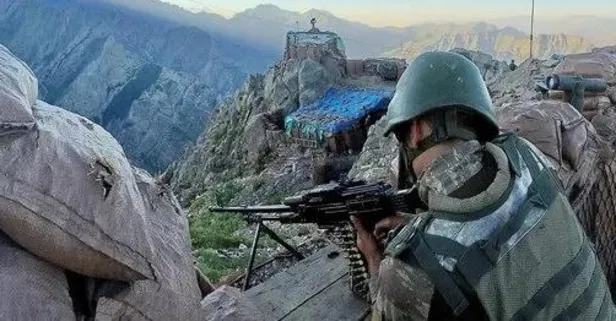 Irak'ın kuzeyine operasyon | Mühimmatı bırakıp kaçtılar!