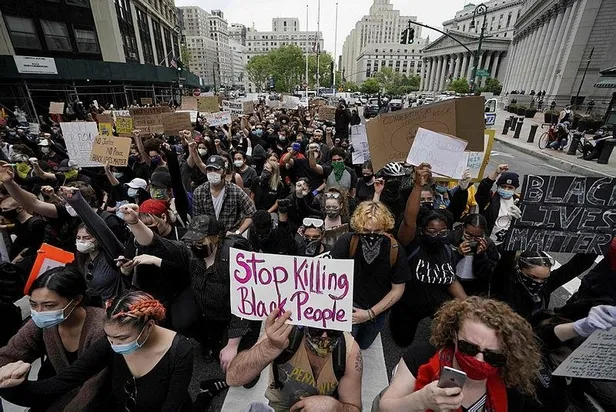 ABD'de korkutan Kovid-19 uyarısı: Salgında 'patlamalar' bekleniyor-1