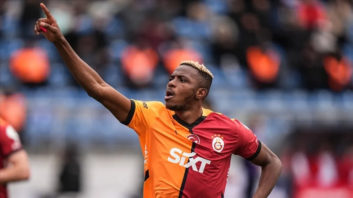 Osimhen Galatasaray’da kalmaya karar verdi