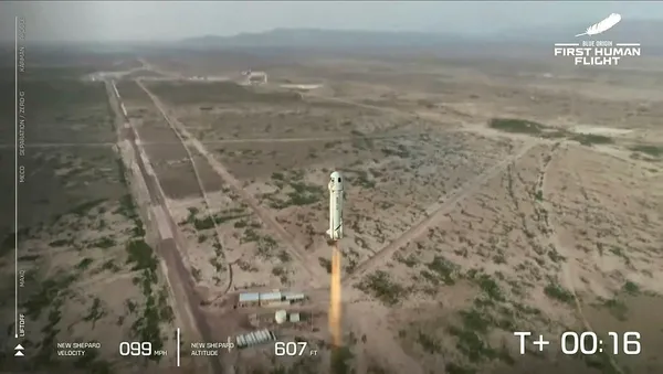 jeff-bezos-uzay-ucusu-canli-izle-blue-origin-jeff-bezos-uzay-ucusu-nasil-izlenir-1626787497487.jpg Dünyanın en zengini Jeff Bezos uzaya çıktı! Dünya Jeff Bezos'un uzay uçuşunu canlı yayında izledi-3