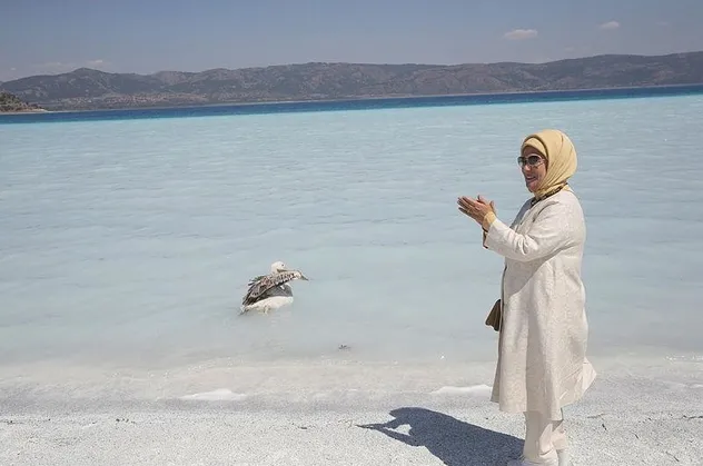 Son dakika: Emine Erdoğan'dan 'Salda' açıklaması! Alınan kararları tebrik etti