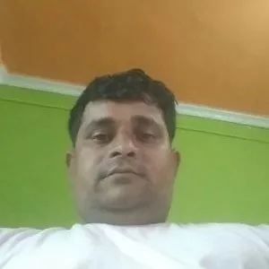 hindistana-yolsuzluklari-yazan-muhabir-evinde-diri-diri-yakildi-1607432155712.jpg Hindistan'a yolsuzlukları yazan muhabir evinde diri diri yakıldı-2