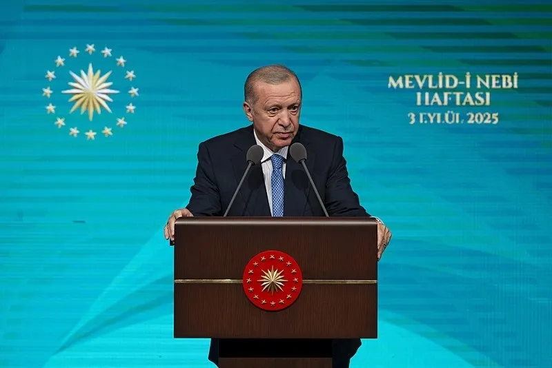 disisleri-bakanligindan-israilin-baskan-erdogani-hedef-alan-iftiralarina-sert-yanit-korkak-ve-curumus-zihniyet-1788033594677.jpeg Ankara'dan İsrail’in Başkan Erdoğan'ı hedef alan iftiralarına sert yanıt: "Korkak ve çürümüş zihniyetin göstergesi"-2