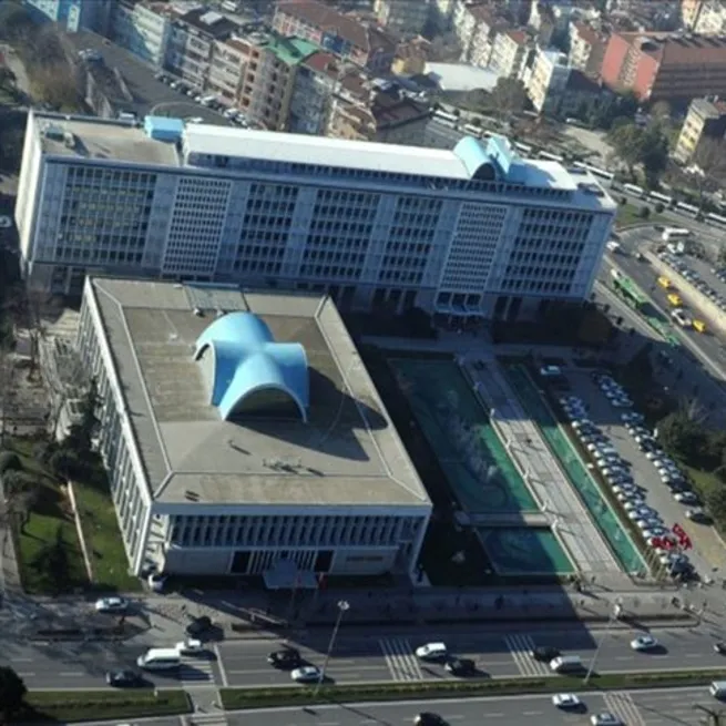 İşte rakamlarla CHP’nin İBB’de kadrolaşması! Ekrem İmamoğlu’nun liyakatı kendi partisine kadar