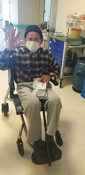 96-yasindaki-huseyin-temur-yeni-tip-koronavirusu-yendi-1607447458430.jpg 96 yaşındaki Hüseyin Temur yeni tip koronavirüsü yendi-2