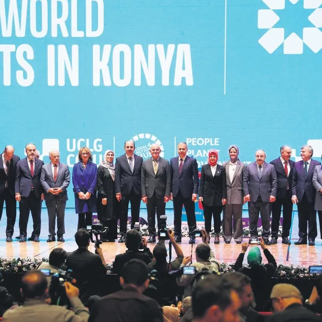 Başkan Altay Dünya Belediyeler Birliği Başkanlığı’nı devraldı