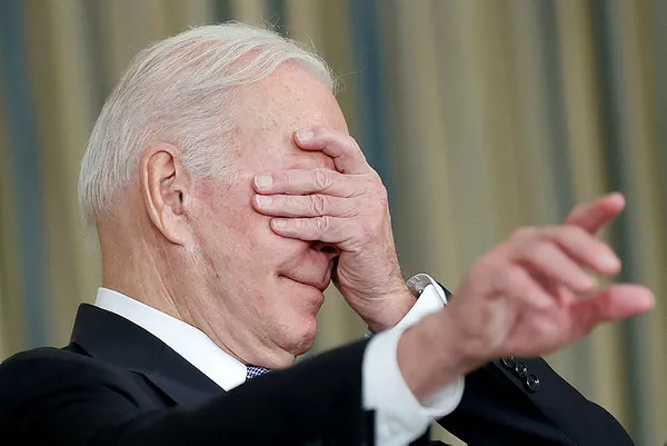 abd-baskani-joe-biden-gazetecileri-elestirdi-tedarik-zinciri-sikintisini-anlatamiyorsunuz-1636233779770.jpg ABD Başkanı Joe Biden gazetecileri eleştirdi: Tedarik zinciri sıkıntısını anlatamıyorsunuz-3